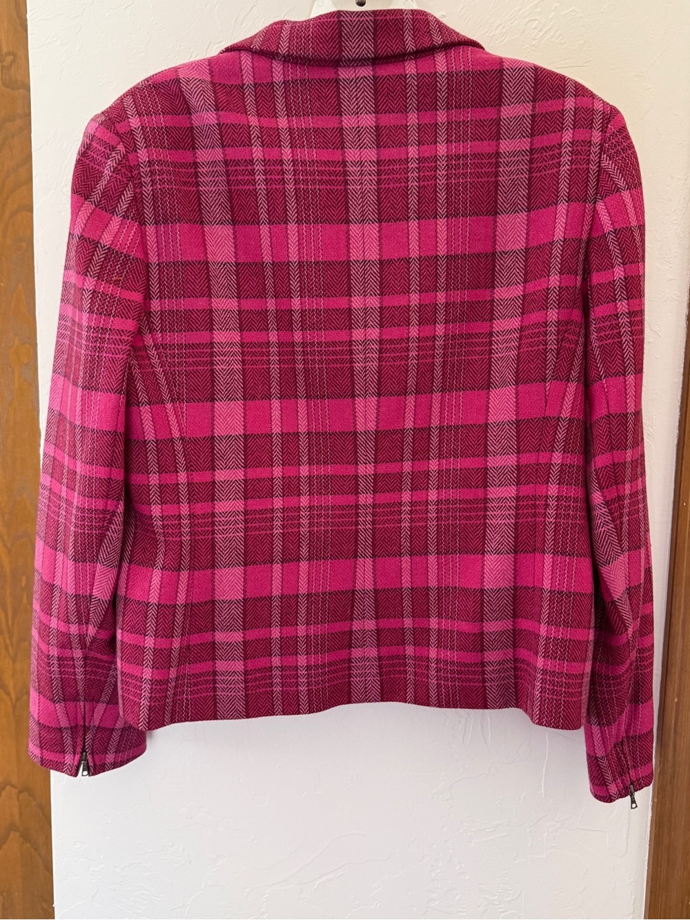 Pink Plaid Tailored Blazer 100% wool - Picture 6 of 7